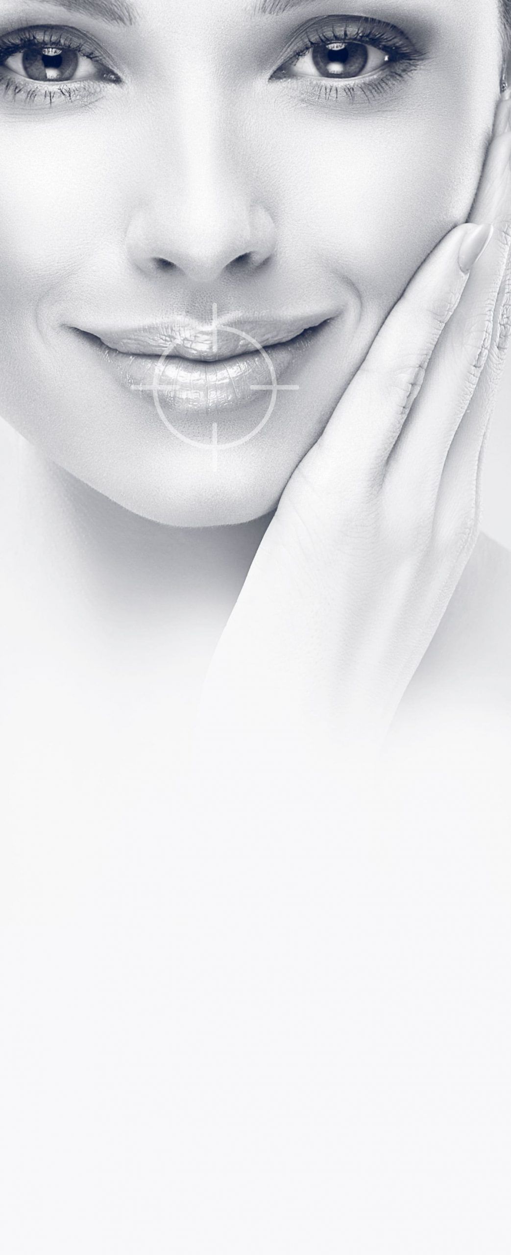 Augmentation des lèvres à Cannes - injections d'acide hyaluronique - Dr Laveaux